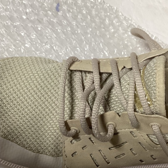 Sperry tennis shoes size 8 - Picture 8 of 8